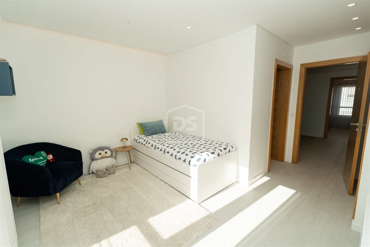 Moradia T4 para Venda em Marrazes e Barosa Foto 33