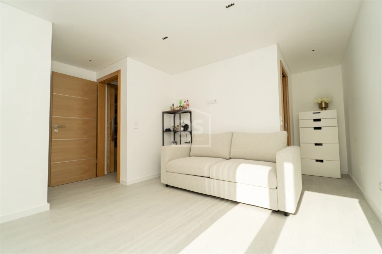 Moradia T4 para Venda em Marrazes e Barosa Foto 17