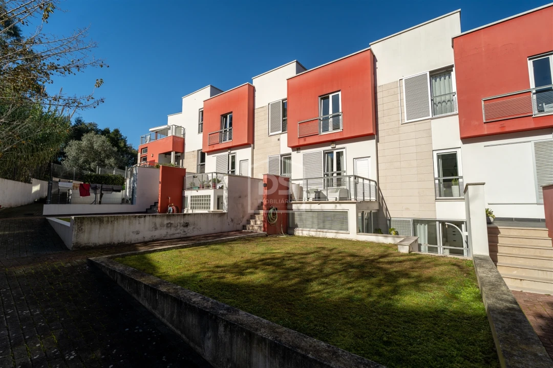 Moradia T4 para Venda em Marrazes e Barosa Foto 57