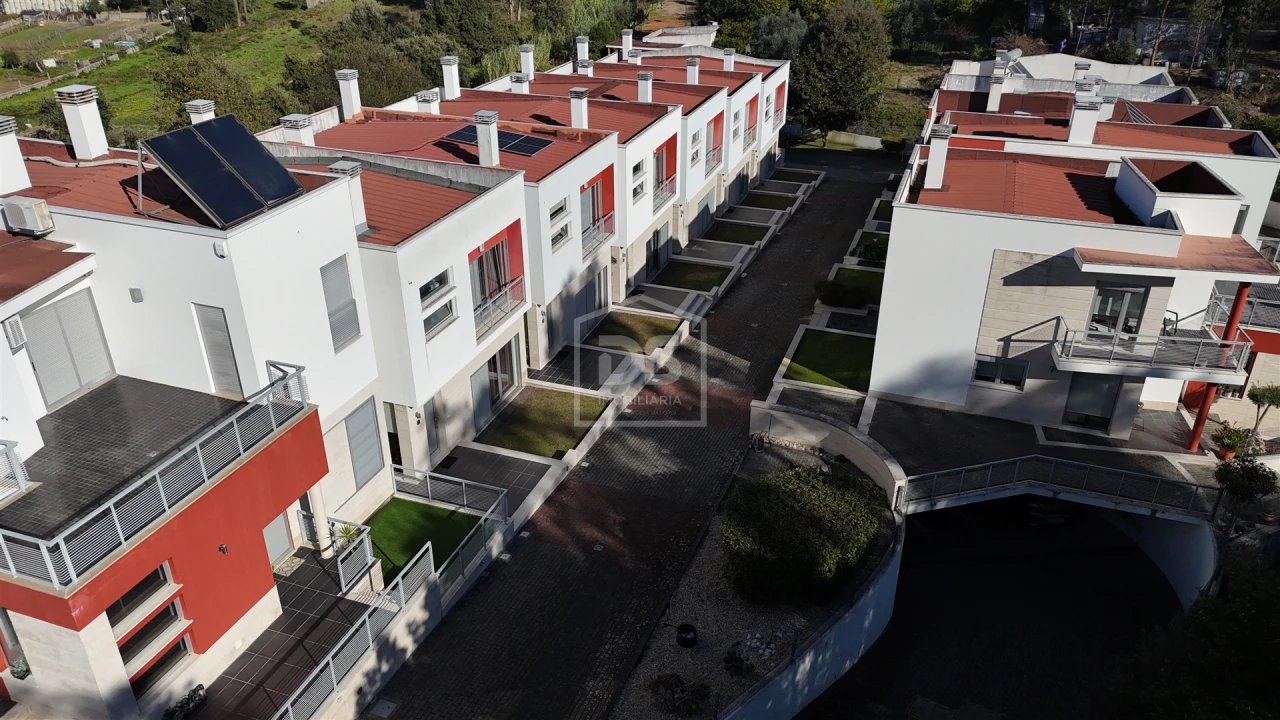 Moradia T4 para Venda em Marrazes e Barosa Foto 48