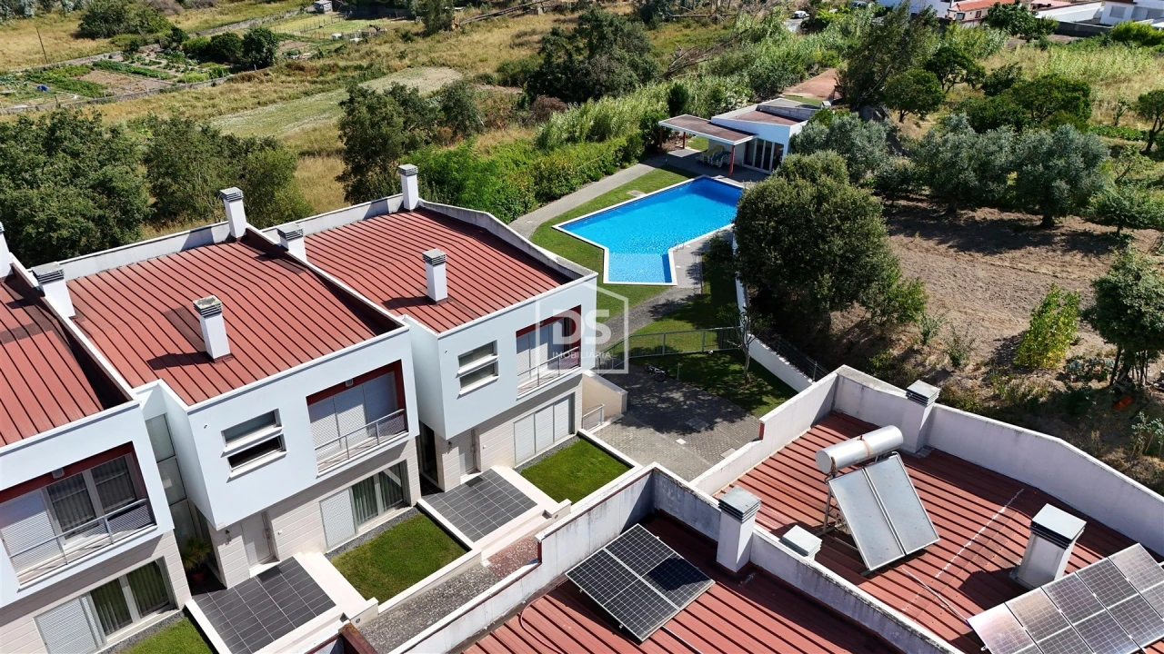 Moradia T4 para Venda em Marrazes e Barosa Foto 71