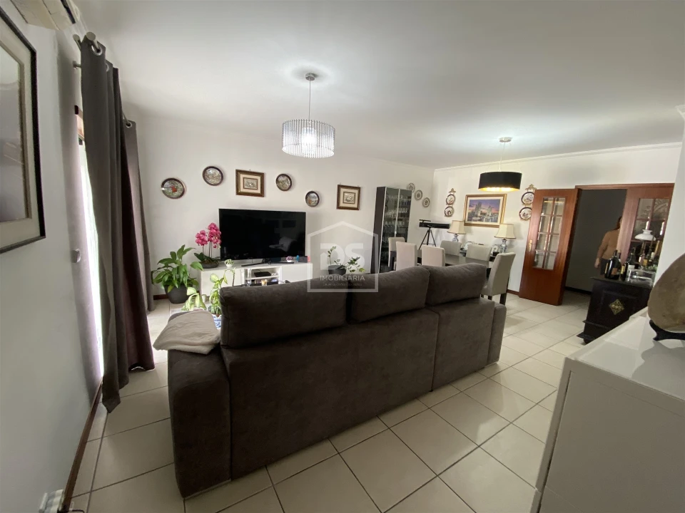 Apartamento T3 para Venda em Marinha Grande Foto 5