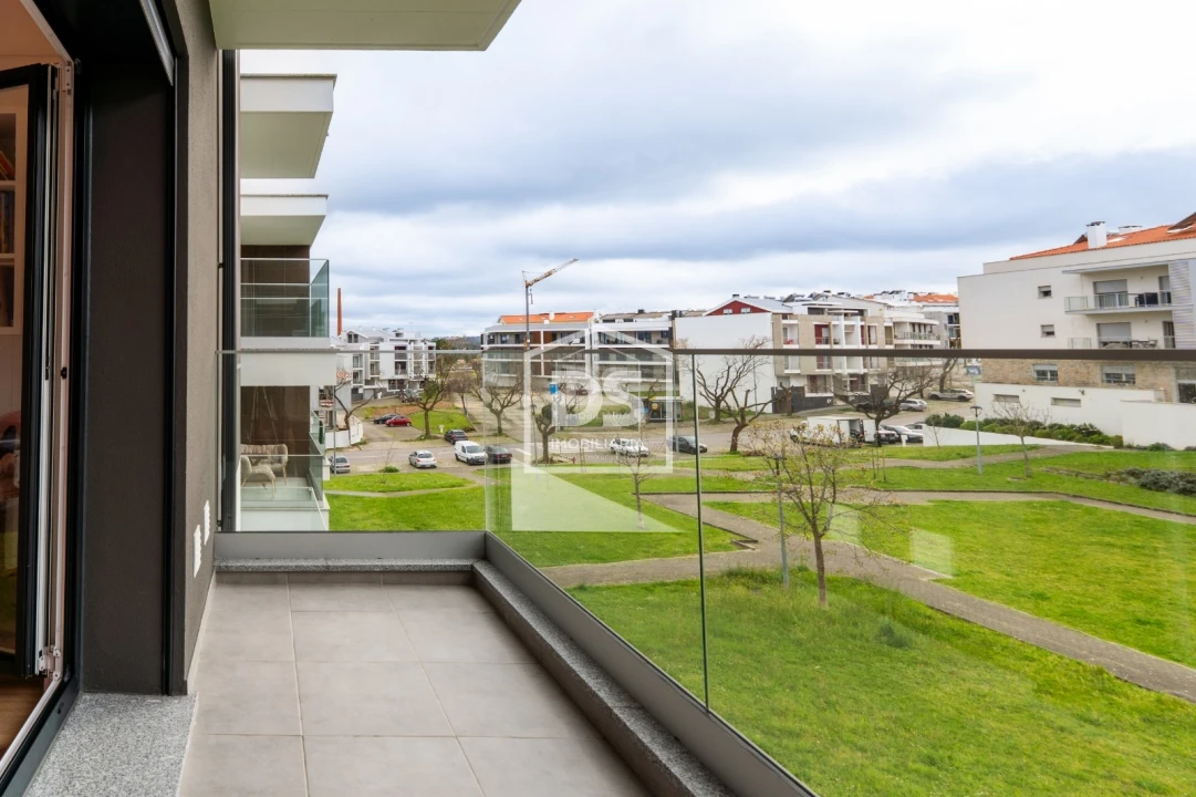 Apartamento T3 para Venda em Parceiros e Azoia Foto 30