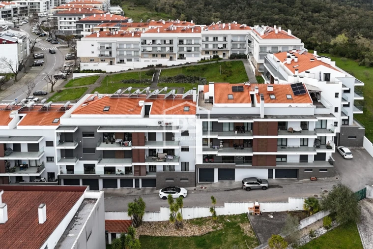 Apartamento T3 para Venda em Parceiros e Azoia Foto 33