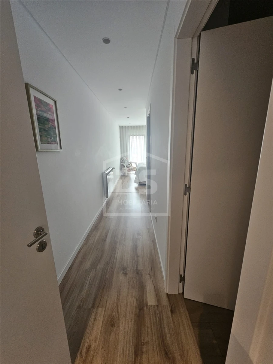 Apartamento T3 para Venda em Parceiros e Azoia Foto 10