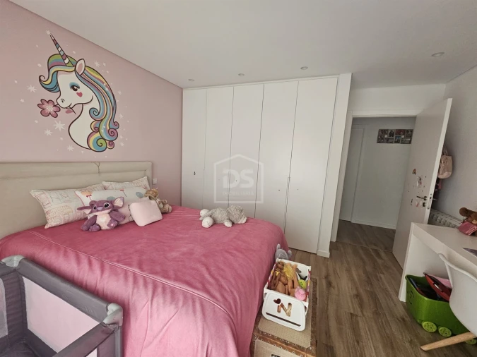 Apartamento T3 para Venda em Parceiros e Azoia Foto 11