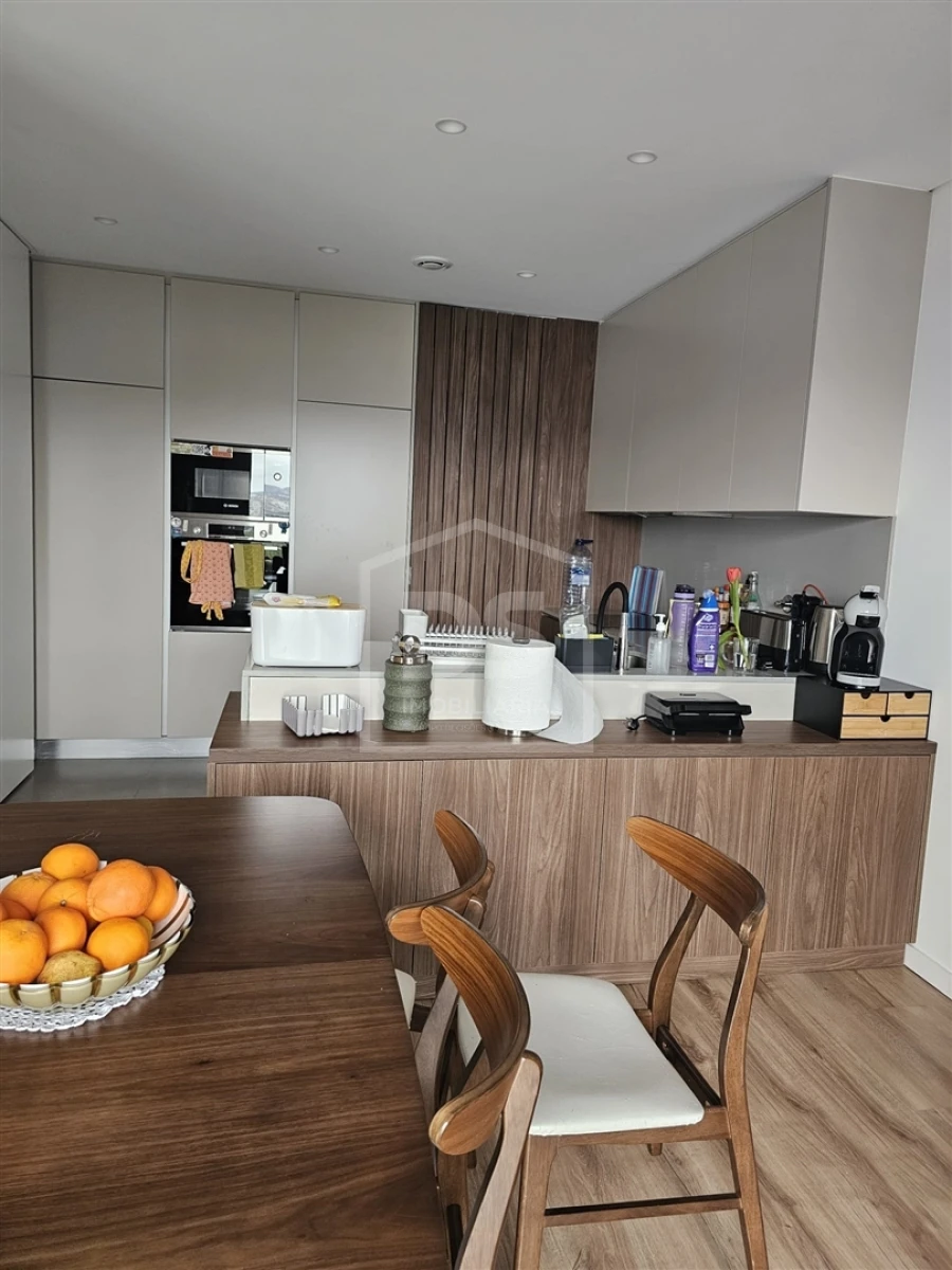 Apartamento T3 para Venda em Parceiros e Azoia Foto 5