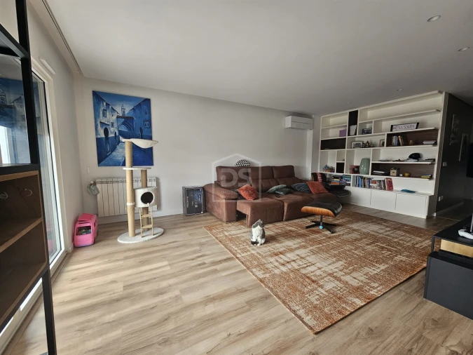 Apartamento T3 para Venda em Parceiros e Azoia Foto 13