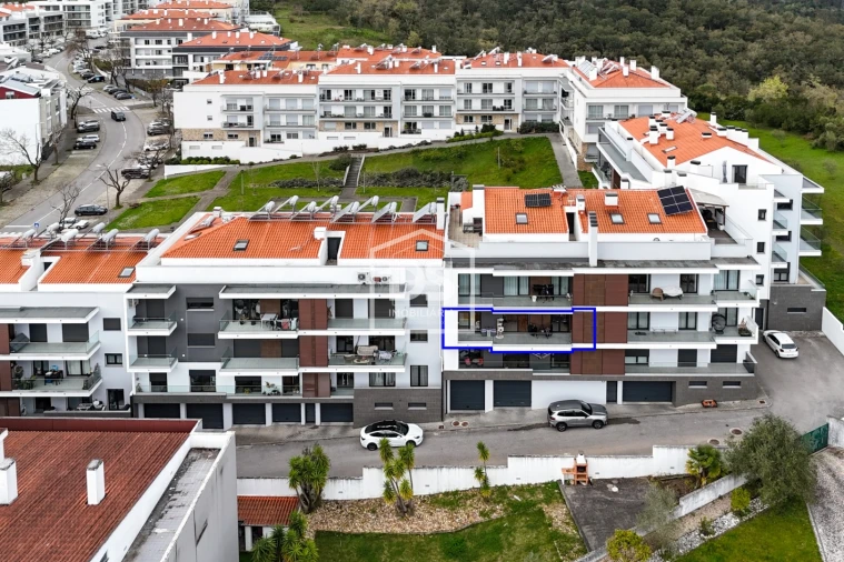 Apartamento T3 para Venda em Parceiros e Azoia Foto 2