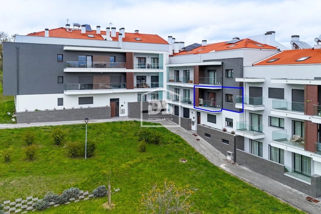 Apartamento T3 para Venda em Parceiros e Azoia Foto 7