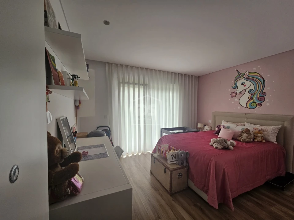 Apartamento T3 para Venda em Parceiros e Azoia Foto 9