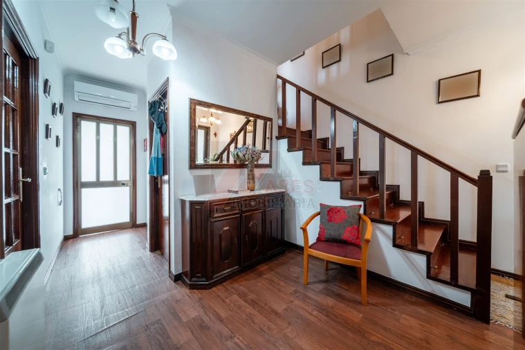 Moradia T3 para Venda em Fafe Foto 2