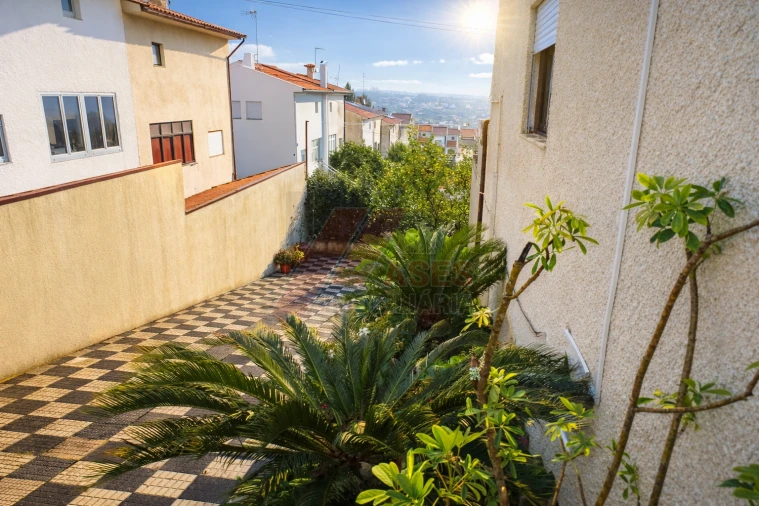 Moradia T3 para Venda em Fafe Foto 3