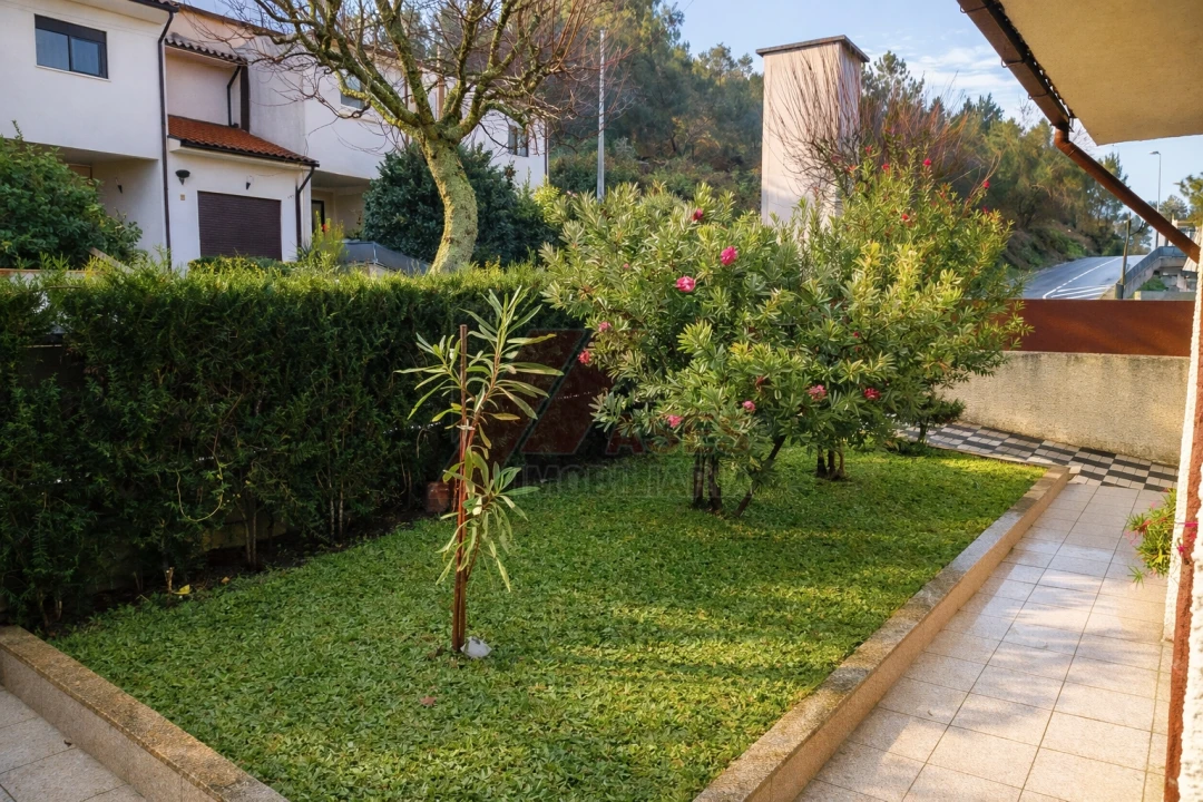 Moradia T3 para Venda em Fafe Foto 2