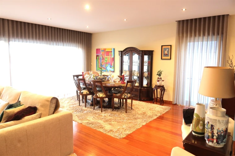 Moradia T3 para Venda em Gondomar (São Cosme), Valbom e Jovim Foto 15