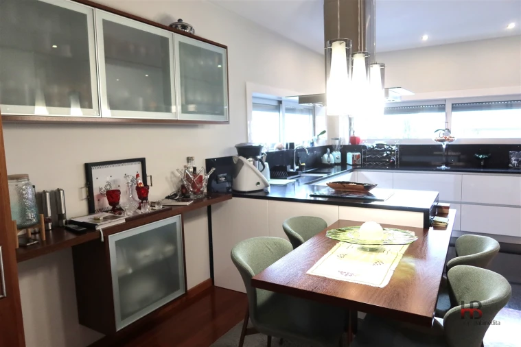 Moradia T3 para Venda em Gondomar (São Cosme), Valbom e Jovim Foto 9