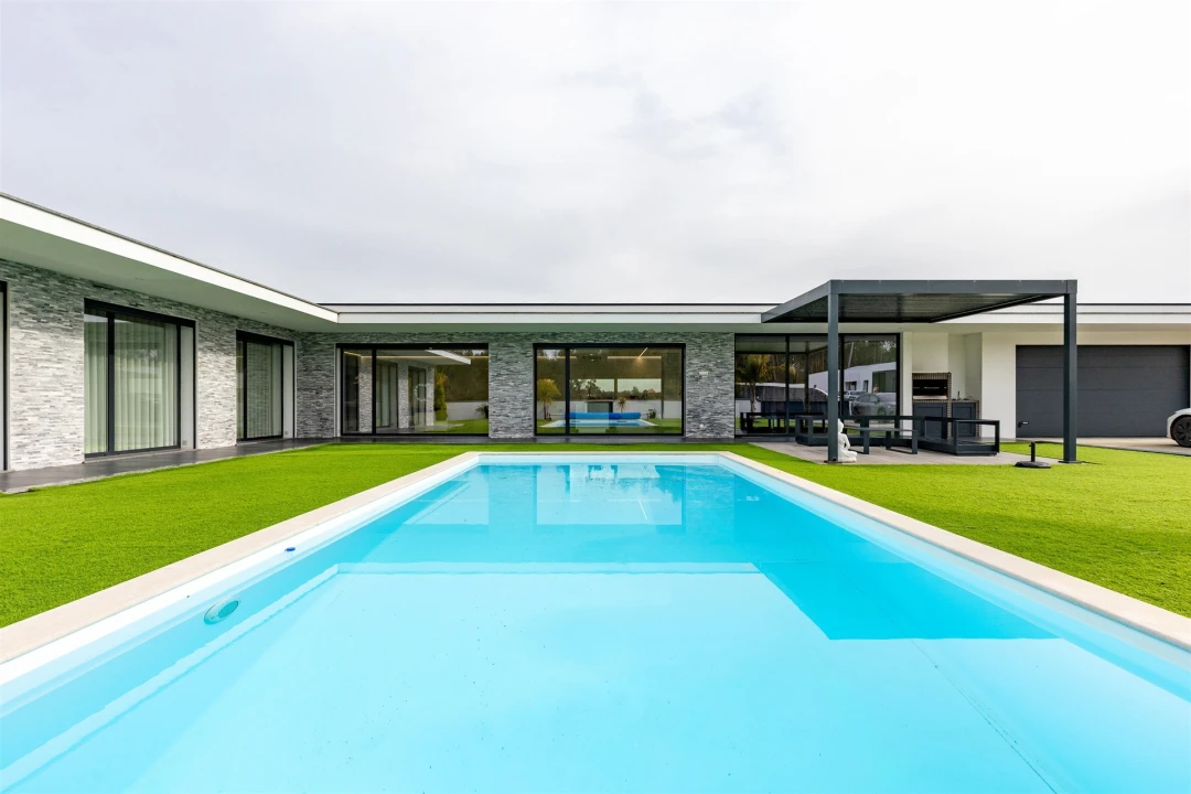 Moradia T4 para Venda em Monte Real e Carvide Foto 2