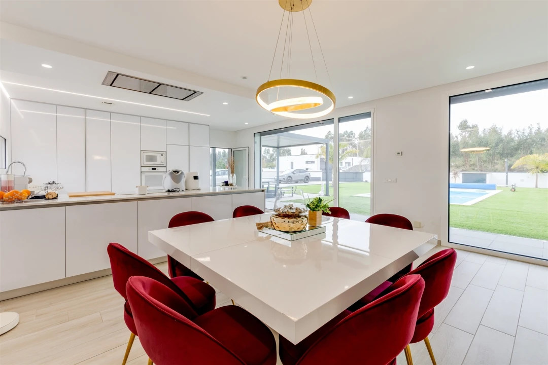 Moradia T4 para Venda em Monte Real e Carvide Foto 13