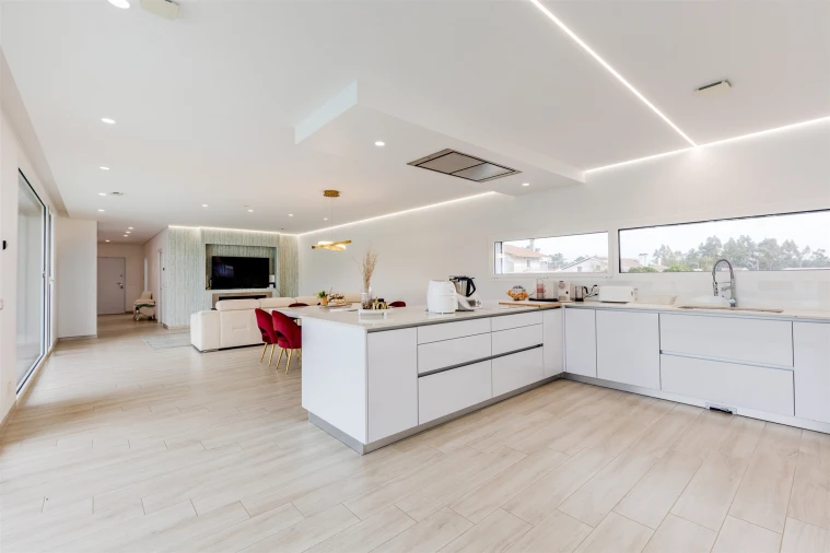 Moradia T4 para Venda em Monte Real e Carvide Foto 11