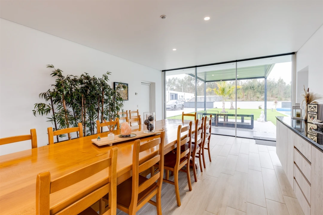 Moradia T4 para Venda em Monte Real e Carvide Foto 40