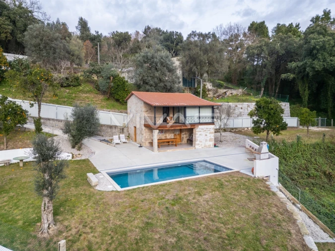 Moradia T2 para Venda em Carrazedo Foto 30