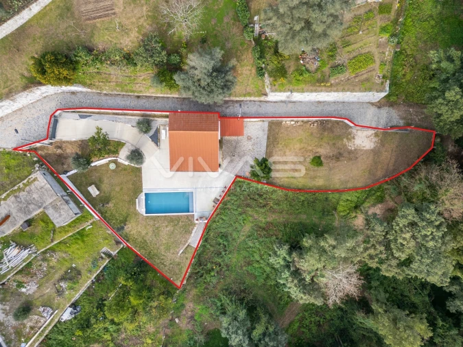 Moradia T2 para Venda em Carrazedo Foto 31