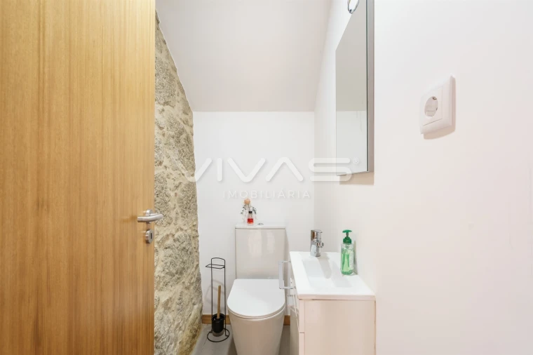 Moradia T2 para Venda em Carrazedo Foto 10