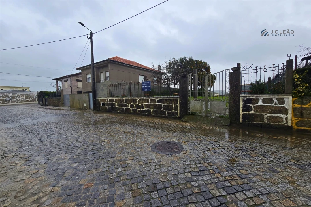 Terreno para Venda em Aveleda Foto 2