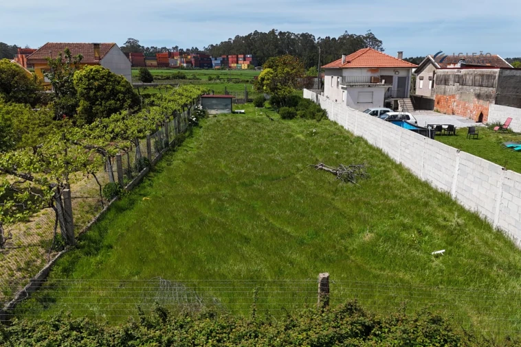 Terreno para Venda em Aveleda Foto 3