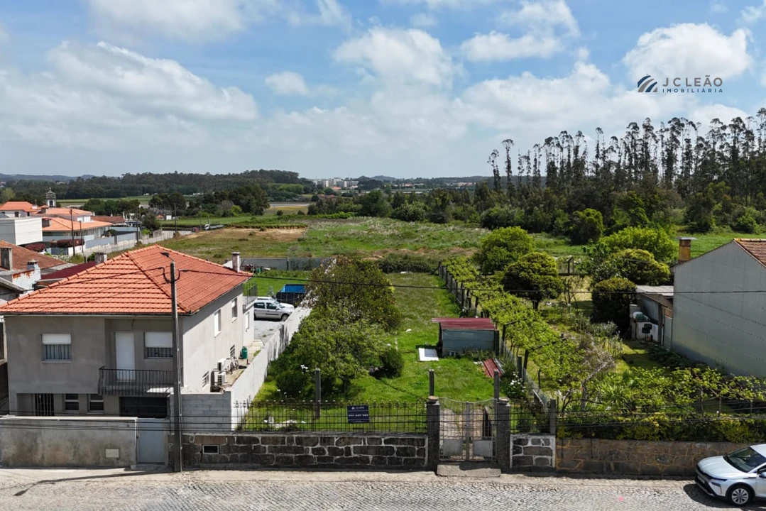 Terreno para Venda em Aveleda Foto 1