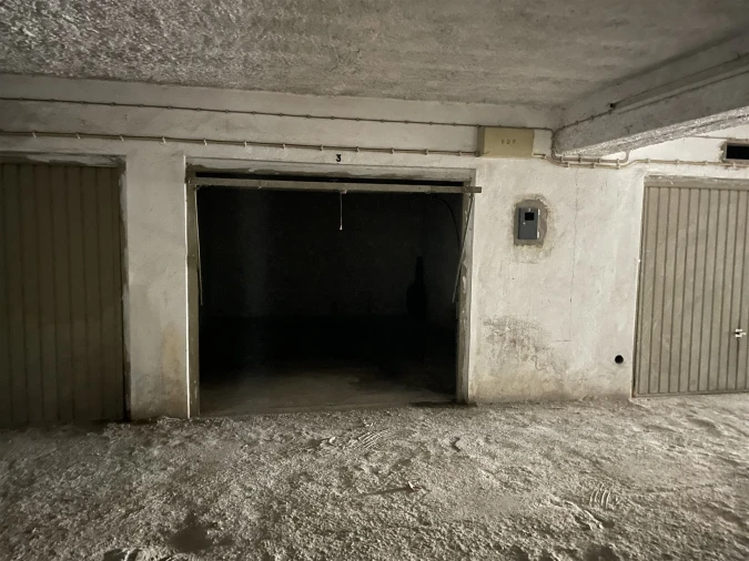 Garagem para Venda em Gouveia (São Pedro e São Julião) Foto 5