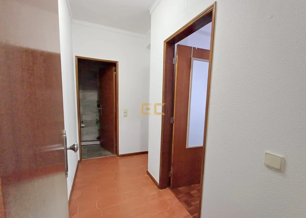 Apartamento T2 para Venda em Buarcos Foto 15