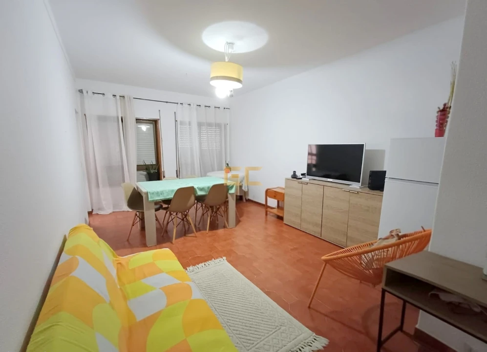 Apartamento T2 para Venda em Buarcos Foto 3