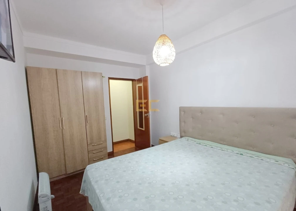 Apartamento T2 para Venda em Buarcos Foto 14