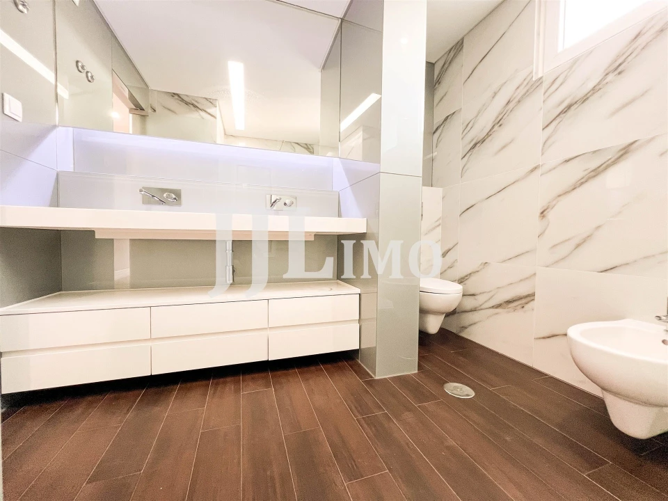Apartamento T3 para Venda em Carcavelos e Parede Foto 32