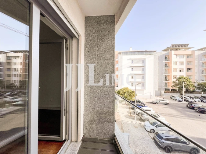 Apartamento T3 para Venda em Carcavelos e Parede Foto 37