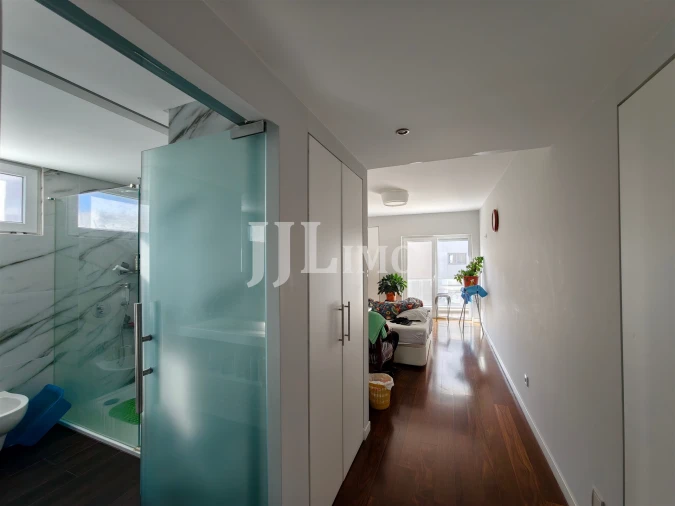 Apartamento T3 para Venda em Carcavelos e Parede Foto 20