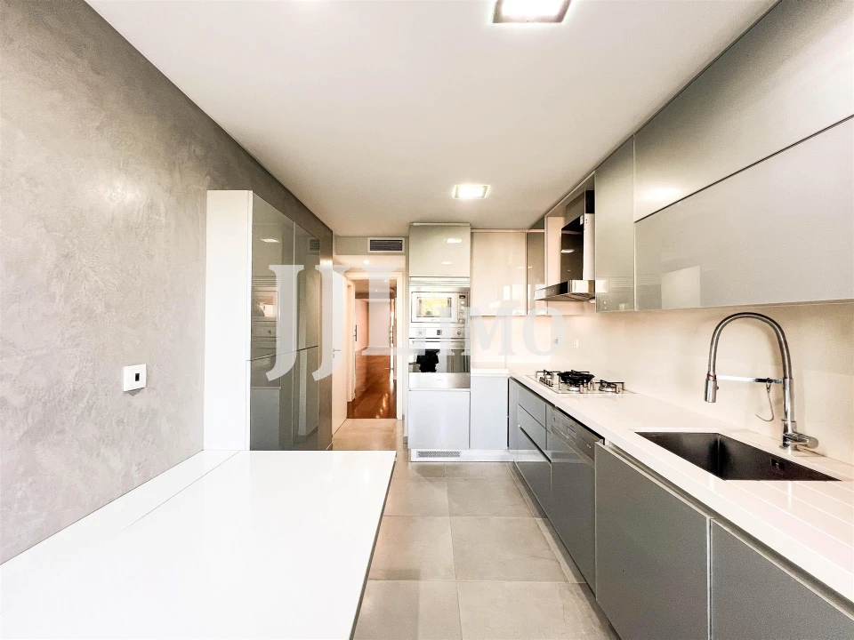 Apartamento T3 para Venda em Carcavelos e Parede Foto 24
