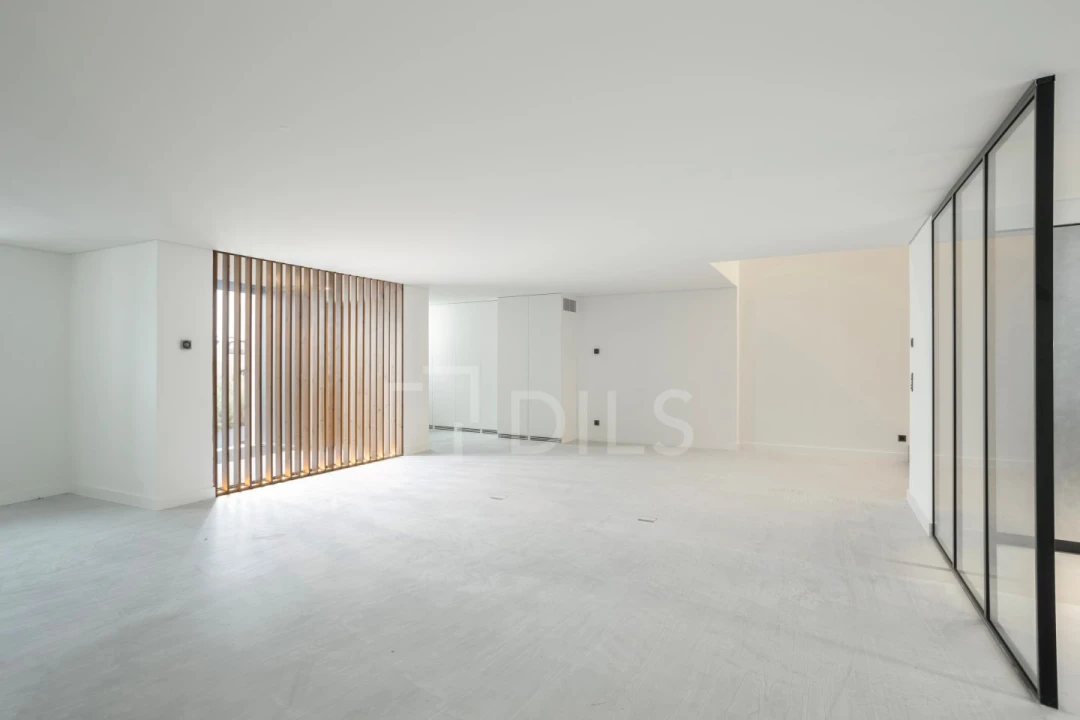 Apartamento T5 para Venda em Belém Foto 9
