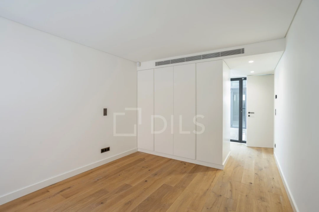 Apartamento T5 para Venda em Belém Foto 16