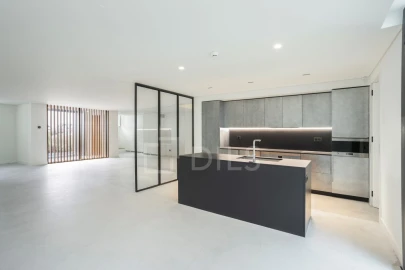 Apartamento T5 para Venda em Belém