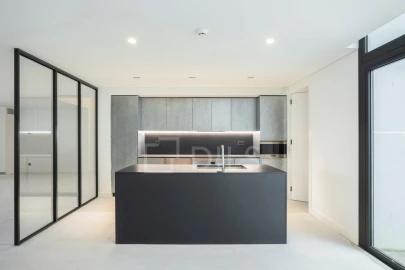 Apartamento T5 para Venda em Belém