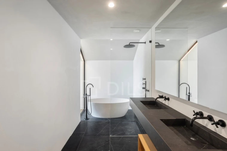 Apartamento T5 para Venda em Belém Foto 43