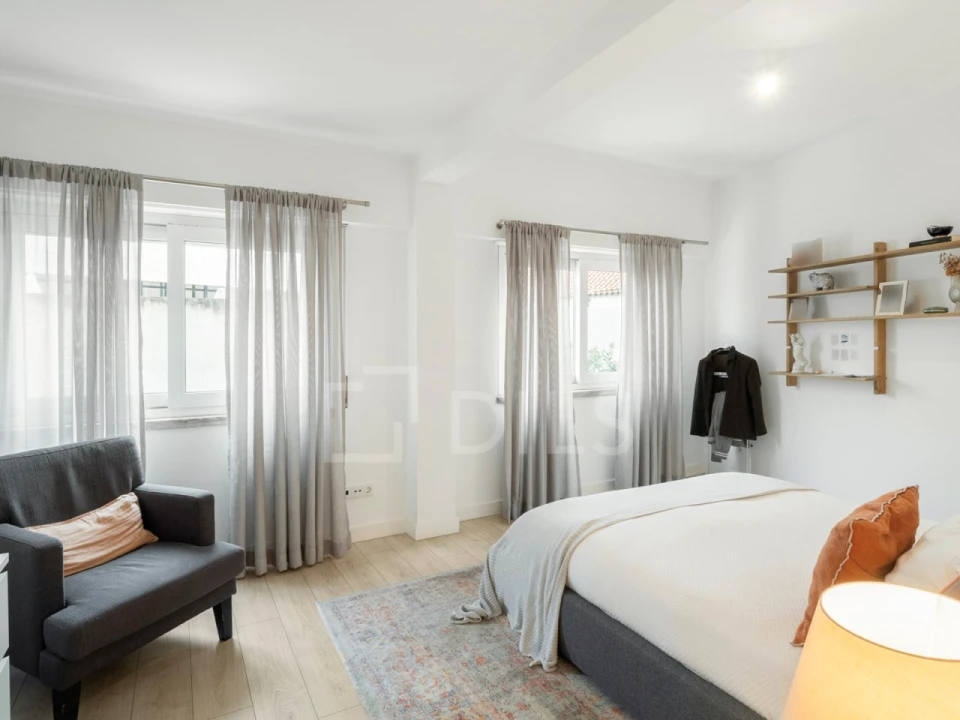 Apartamento T3 para Venda em Campolide Foto 7
