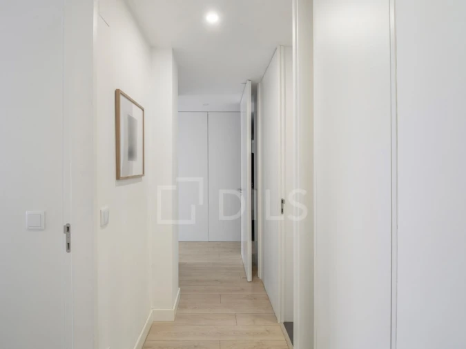 Apartamento T3 para Venda em Campolide Foto 27