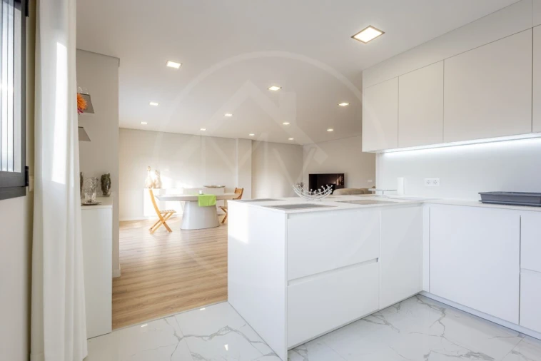 Apartamento T3 para Venda em Santa Maria Maior Foto 4