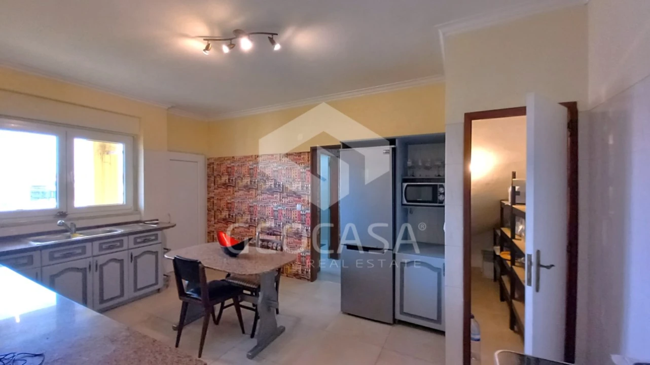 Moradia T5 para Venda em Porto Salvo Foto 24