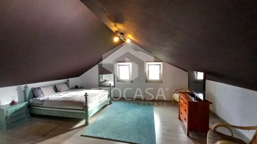 Moradia T5 para Venda em Porto Salvo Foto 30