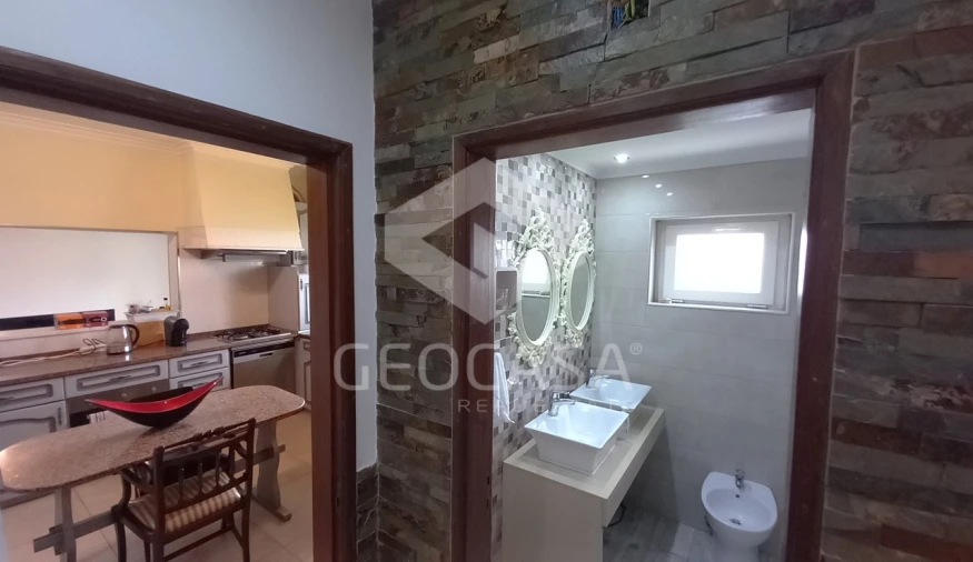 Moradia T5 para Venda em Porto Salvo Foto 22