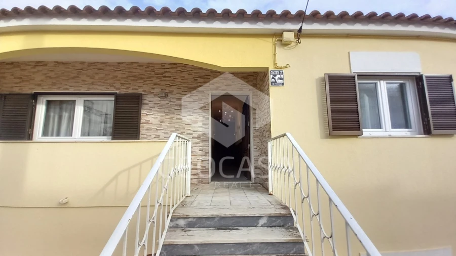 Moradia T5 para Venda em Porto Salvo Foto 48